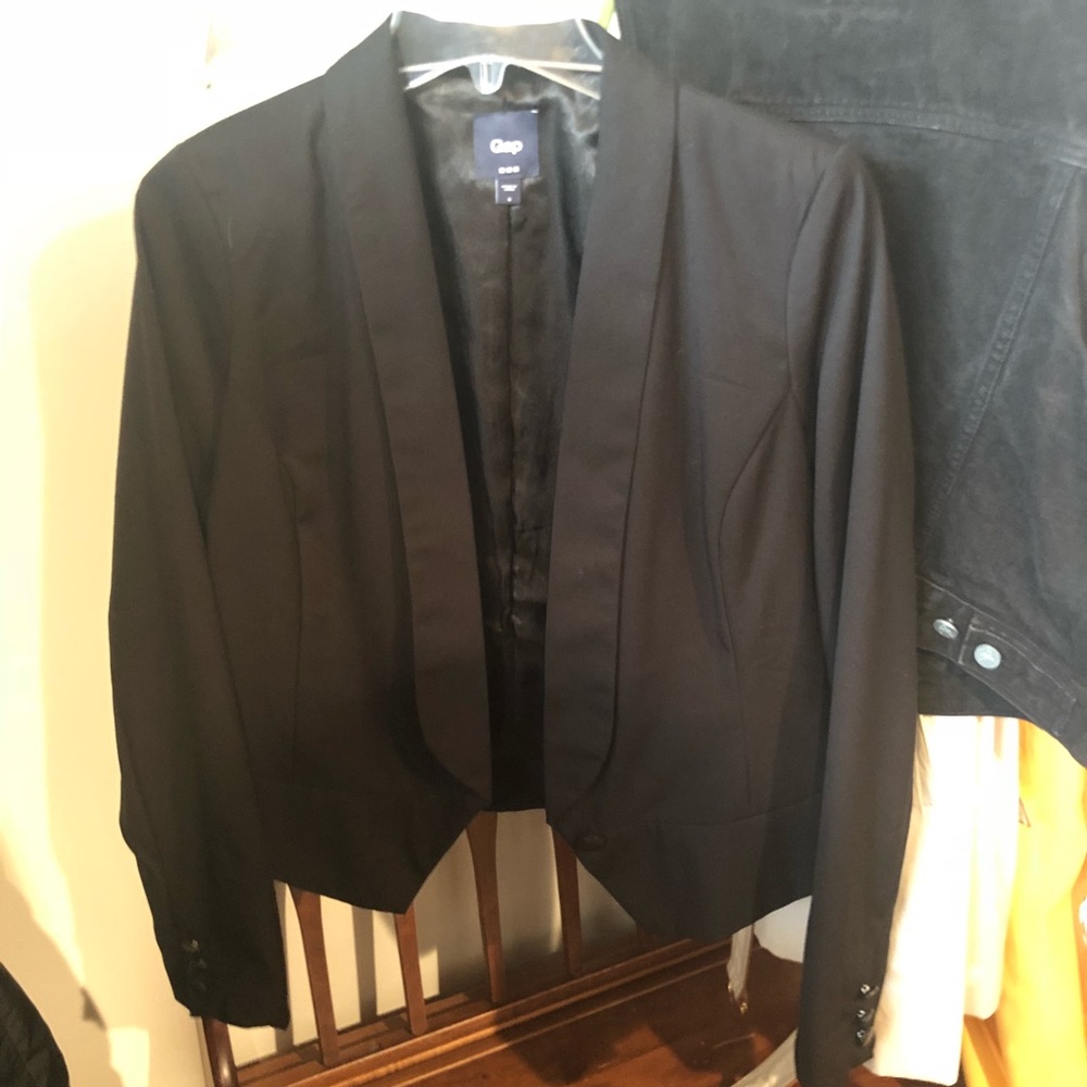 nwot gap black blazer size 6